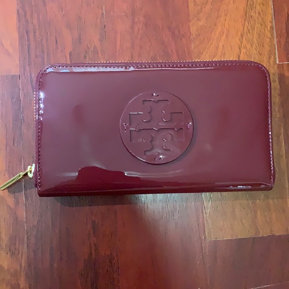 Tory Burch Wallet - Picture 1 of 5
